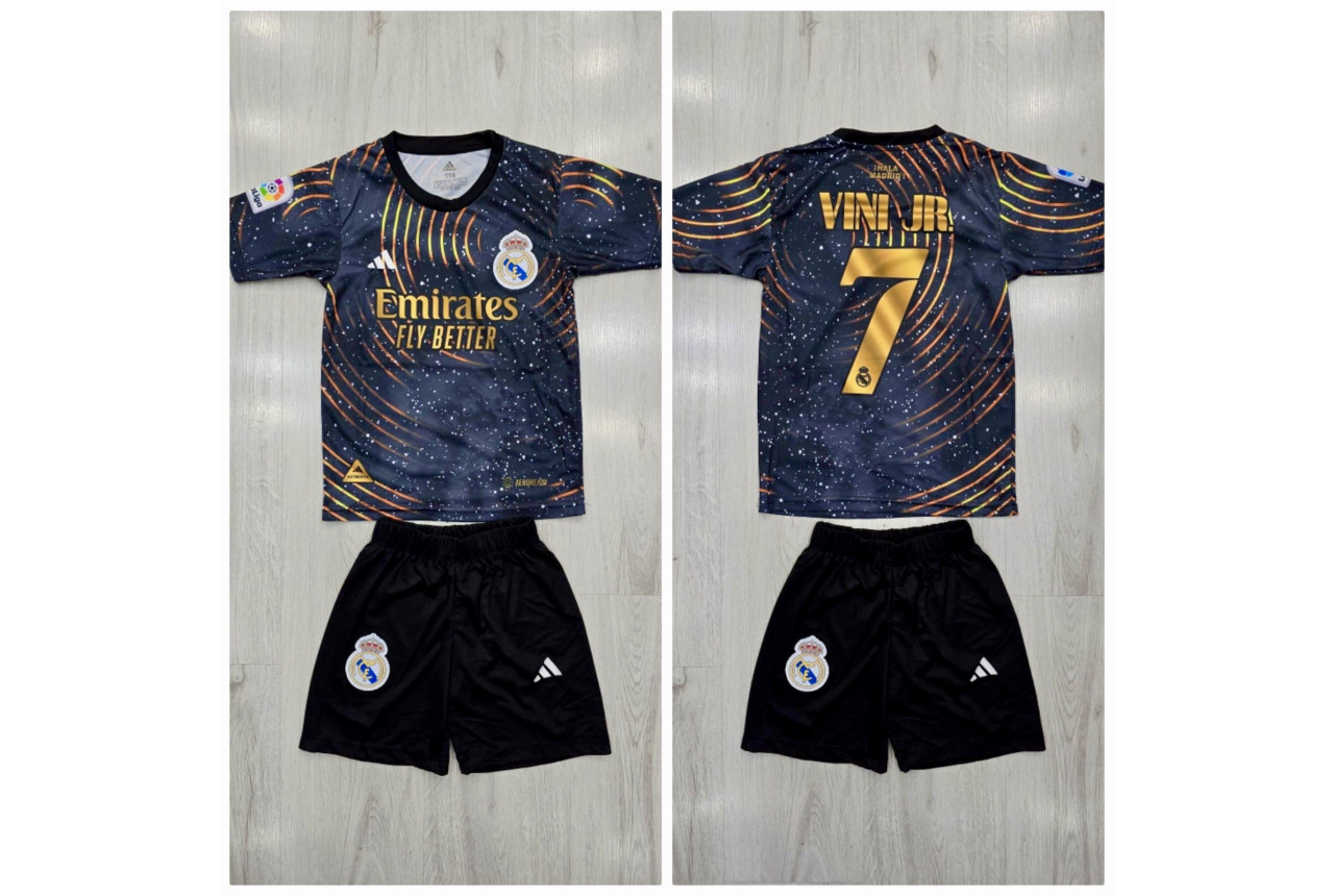 8367 Детски футболен комплект Real Madrid VINI JR 7